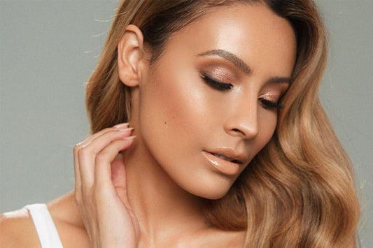 Why don't we make a homemade Bronzer with the perfect shade for this summer?