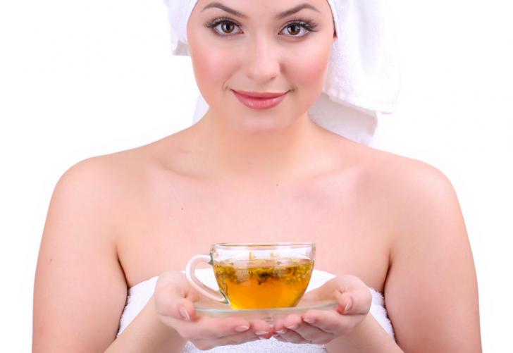 The beauty benefits of chamomile tea are real