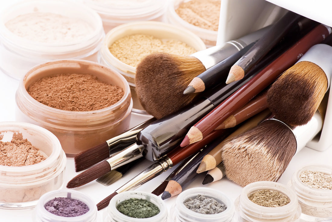 Make your own natural "Make-up Line" with the ingredients found in your kitchen